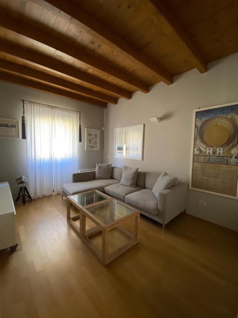 Marghera 37 Modern Apartment Mailand